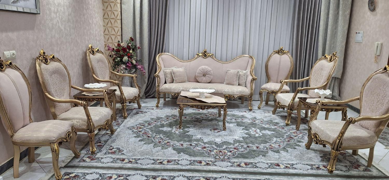 مبل ۹نفره با نهارخوری ۶نفره درحد نو وجهیزیه|مبلمان خانگی و میز عسلی|تهران, شهر‌زیبا|دیوار