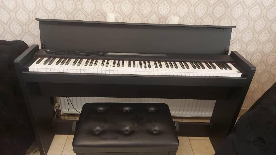 پیانو KORG LP380|پیانو، کیبورد، آکاردئون|تهران, ولنجک|دیوار