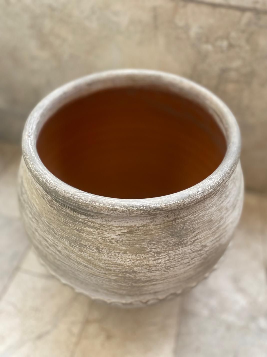 گلدان سفالی (کوزه ای/خمره ای)|گل و گیاه طبیعی|تهران, قبا|دیوار