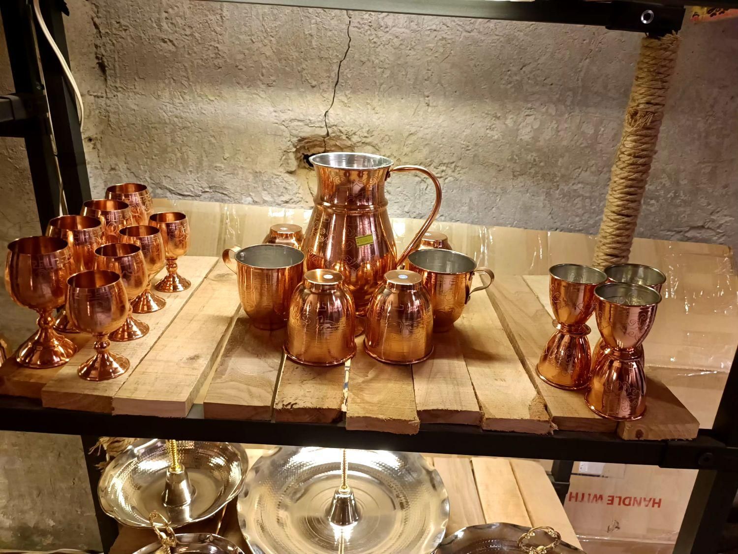 فروشنده  خانم  بصورت حضوری در گالری سینای|استخدام بازاریابی و فروش|شیراز, بازار|دیوار