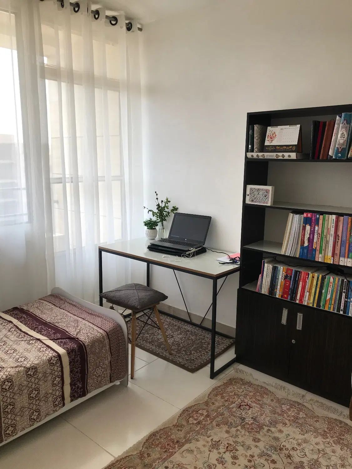 کتابخانه|کتابخانه، شلف، قفسه‌های دیواری|تهران, شهرک چیتگر|دیوار