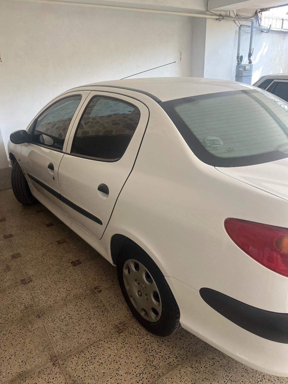پژو 206 SD V8، مدل ۱۳۹۶|خودرو سواری و وانت|ساری, |دیوار