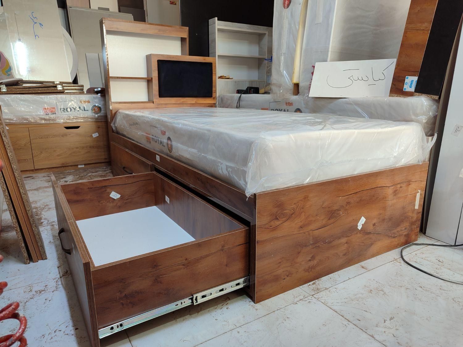 تخت یک نفره نازنین|تخت و سرویس خواب|مشهد, گلبرگ شمالی|دیوار