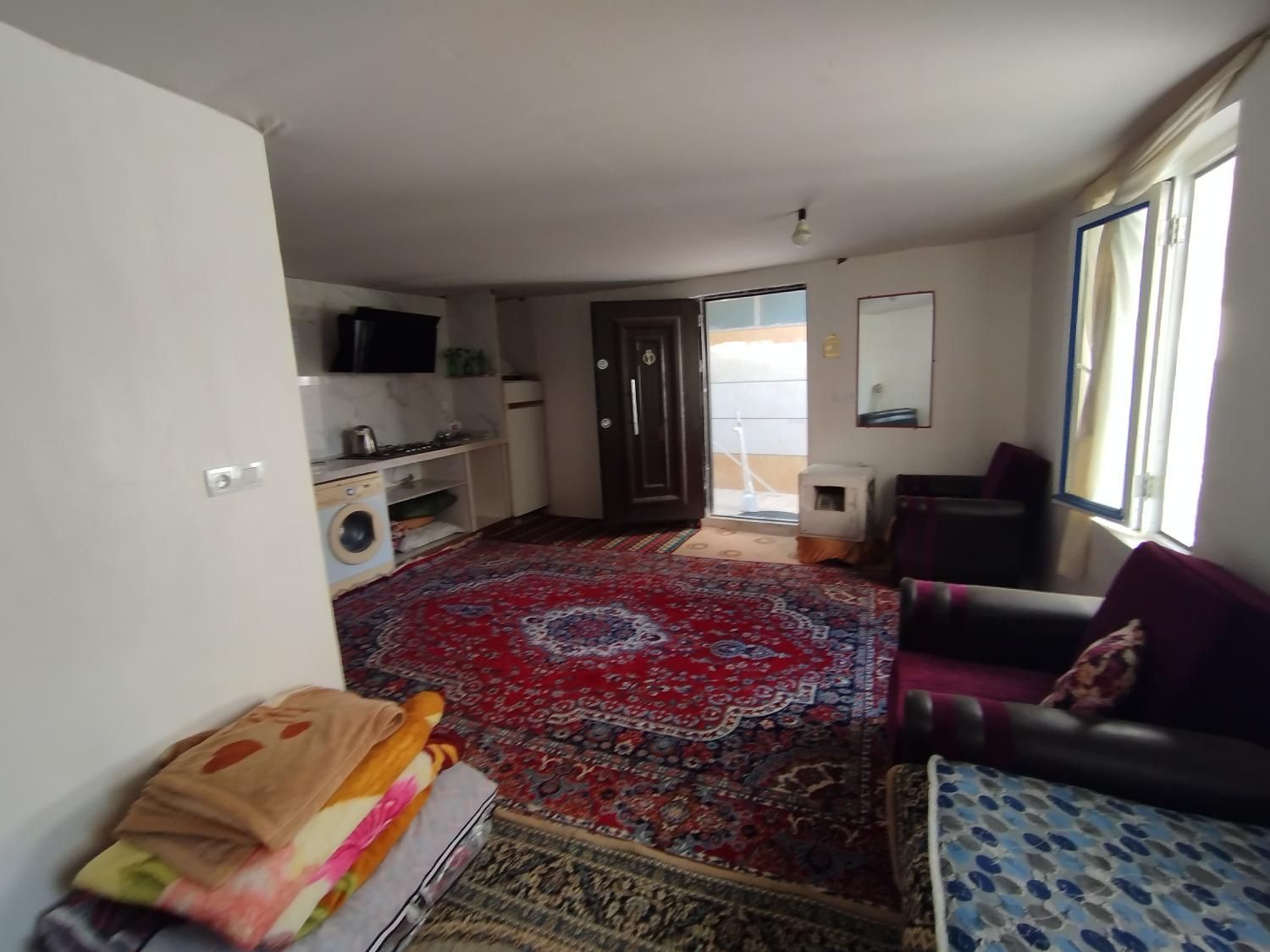 سوئیت زیبا پارکینگ دار حمام و سرویس داخل  سوییت|اجارهٔ کوتاه‌مدت آپارتمان و سوئیت|آشخانه, |دیوار