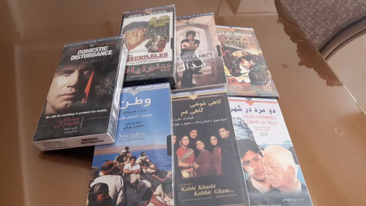 نوار ویدیو VHS فیلم بزرگ نوستالژی آکبند و پلمب|پخش‌کننده DVD و ویدیو|تهران, نیاوران|دیوار