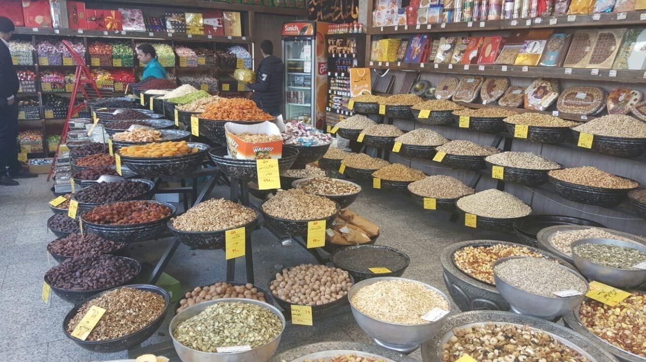 کارگر ساده جهت کار در فروشگاه خرما و خشکبار|استخدام خدمات فروشگاه و رستوران|تهران, افسریه|دیوار