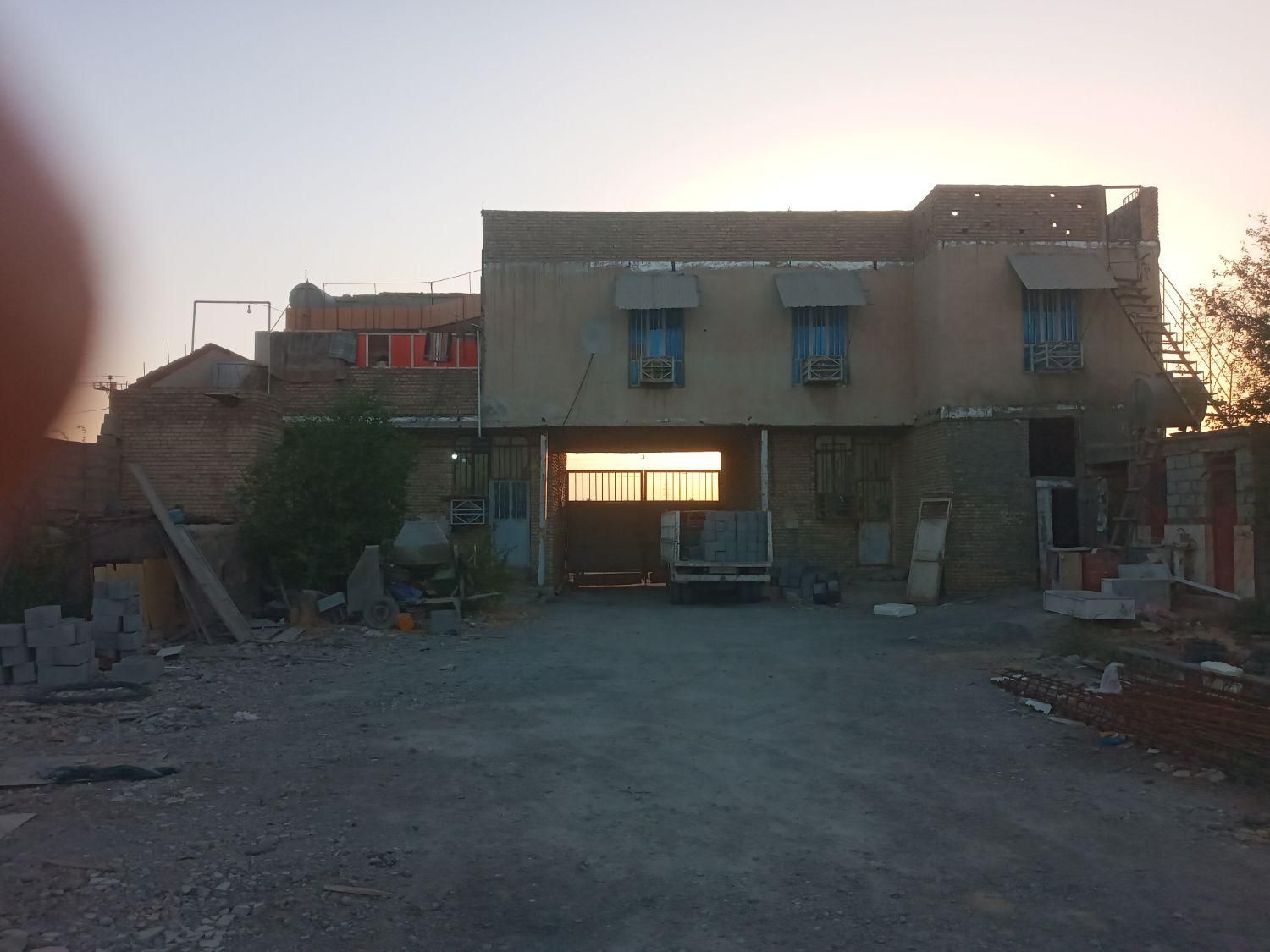 فروش کارگاه تیرچه و بلوک۱۶۲۵متری با خانه مجهز|فروش زمین و ملک کلنگی|حمیدیه, |دیوار