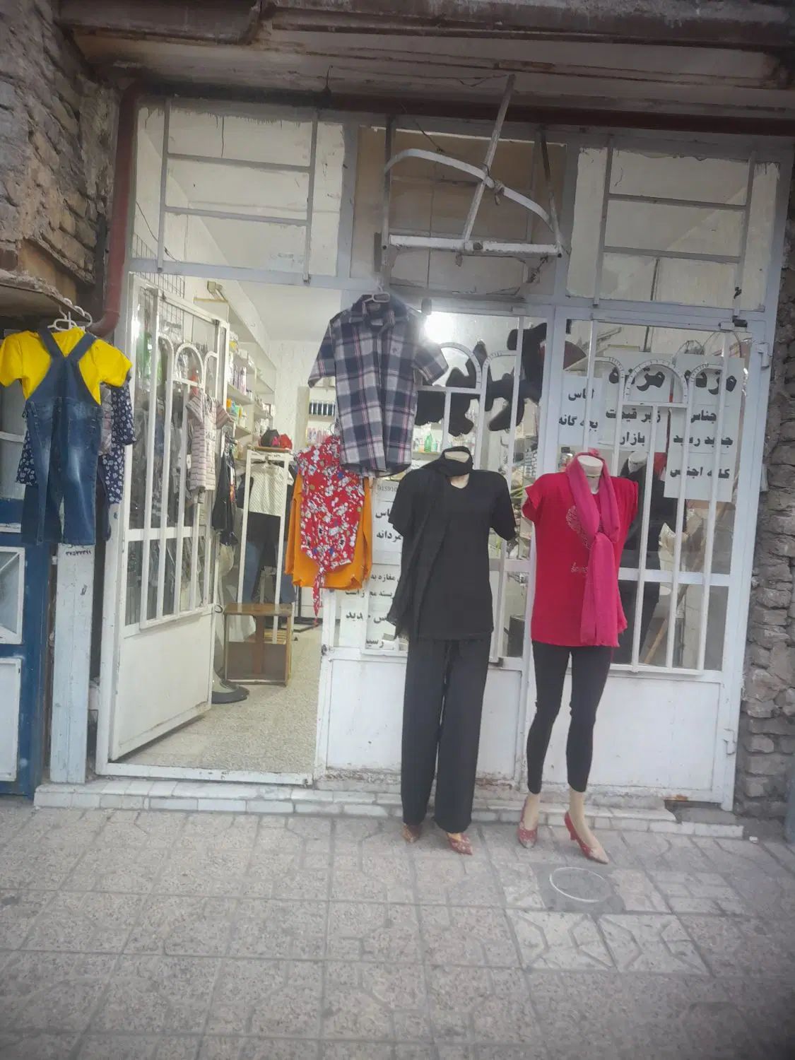 مغازه ۱۷ متری ،موقعیت عالی-قابل معاوضه باپژو 207|فروش مغازه و غرفه|مشهد, ایثارگران|دیوار