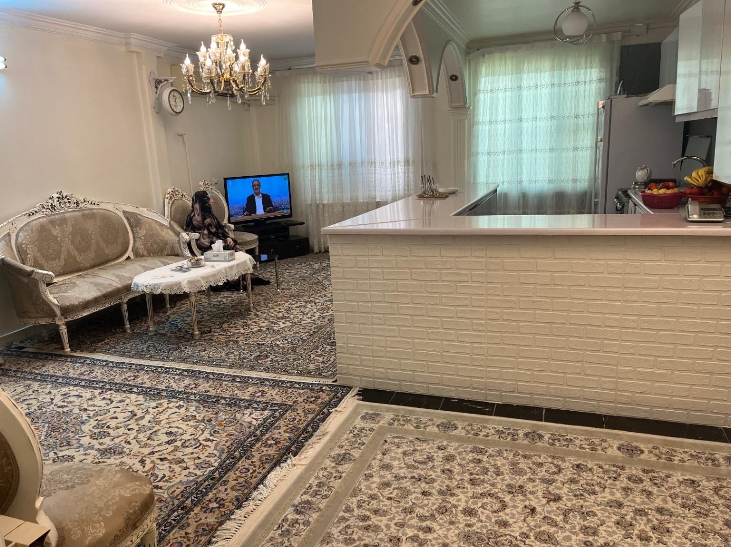مبل چوپ گردو اصل ساخت پازوکی|مبلمان خانگی و میز عسلی|تهران, ایران|دیوار