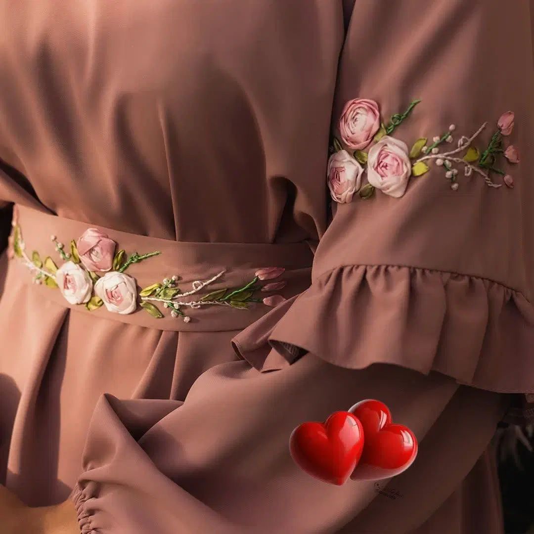 مجلسی عبایی|لباس|اصفهان, سرتاوه|دیوار