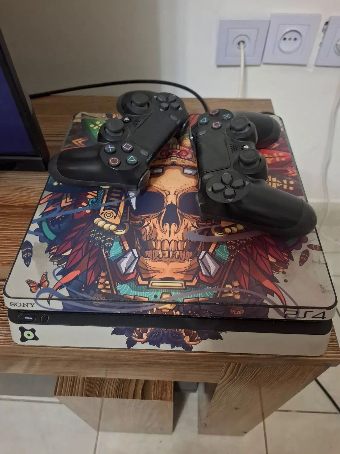 ps4 1T slim|کنسول، بازی ویدئویی و آنلاین|مشهد, هفت تیر (آب و برق)|دیوار