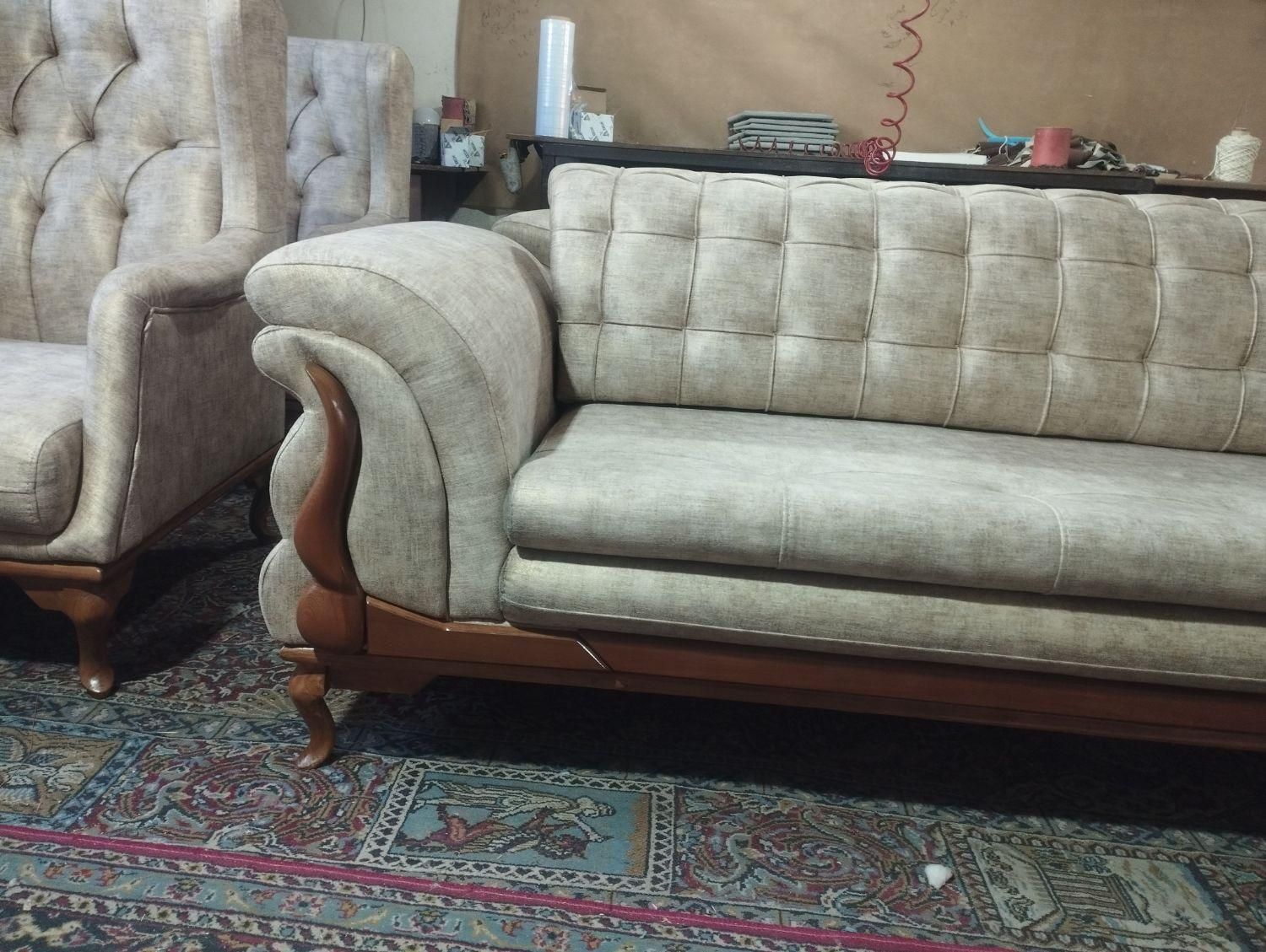 مبل اهورا  تخت شو مکانیزم رنگ پارچه به سلیقه مشتری|مبلمان خانگی و میز عسلی|اهواز, کوی ترابری|دیوار