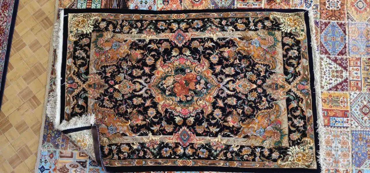 فرش دستباف چله ابریشم سالاری تبریز  شکارگاه بیجار|فرش|تهران, جمال‌زاده|دیوار