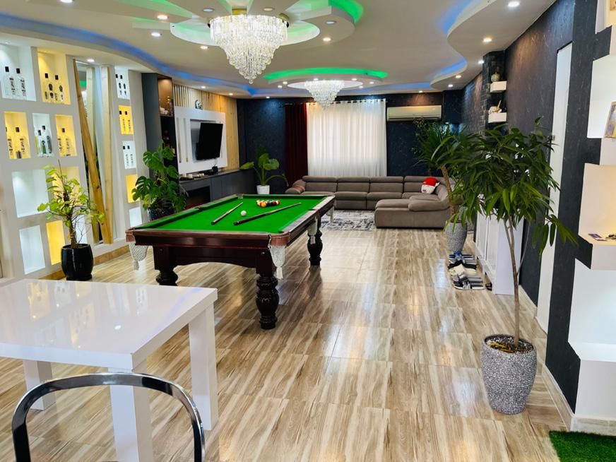 آپارتمان ۲۰۰ متری سه خواب شیک و بزرگ|فروش آپارتمان|رشت, یخسازی|دیوار