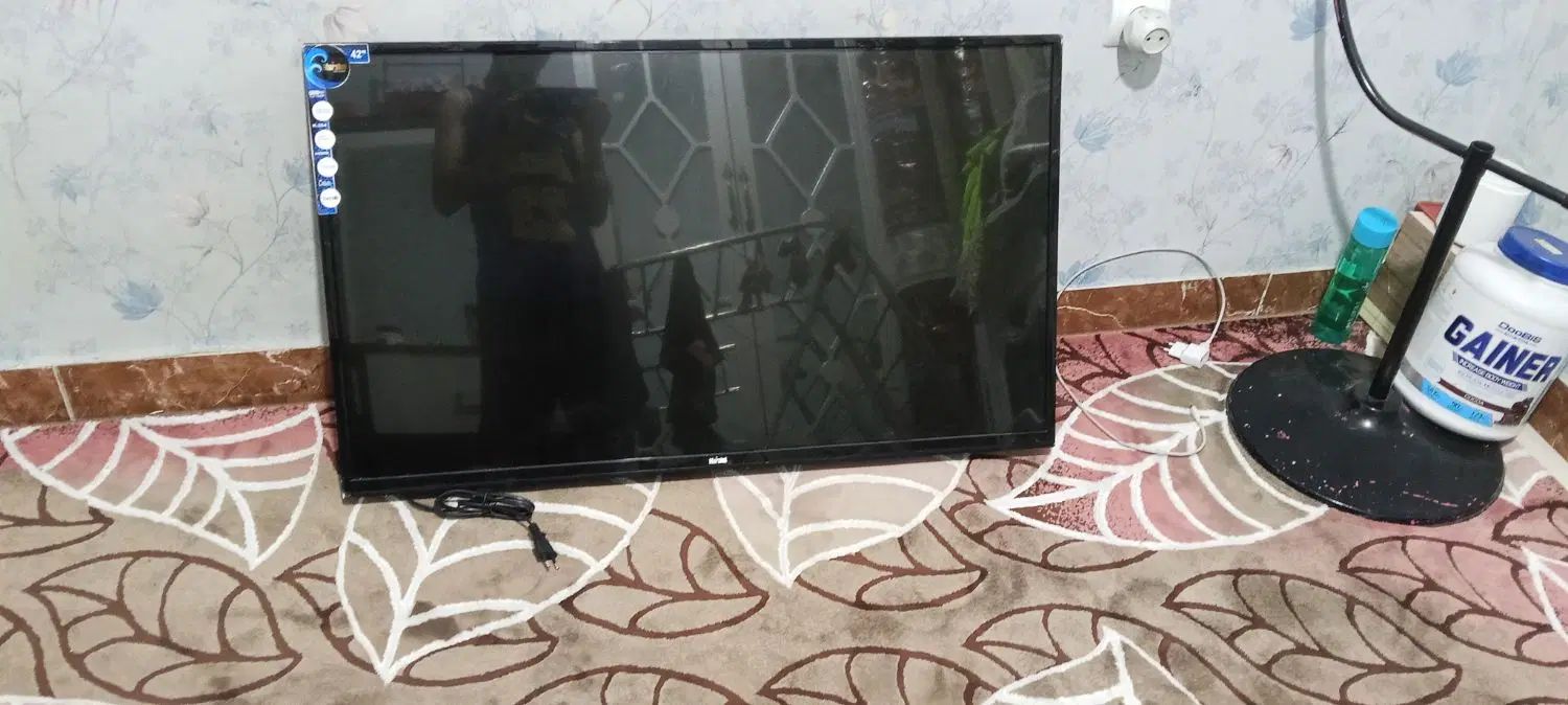 LED ۴۲اینچ مارک مارشال در حد نو|تلویزیون و پروژکتور|تهران, بهارستان|دیوار