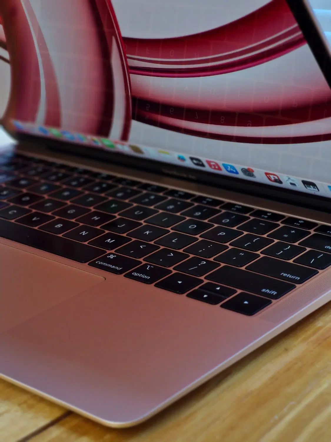 مک بوک شیک و خوش رنگ  Macbook Air 2020 (تک سایار)|رایانه همراه|تبریز, |دیوار