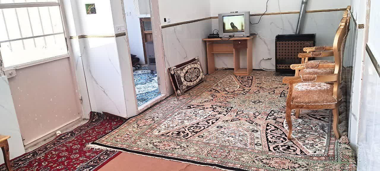 سوئیت ویلایی دربست.سوییت فقط خانواده‌ها روزانه|اجارهٔ کوتاه‌مدت آپارتمان و سوئیت|دامغان, |دیوار