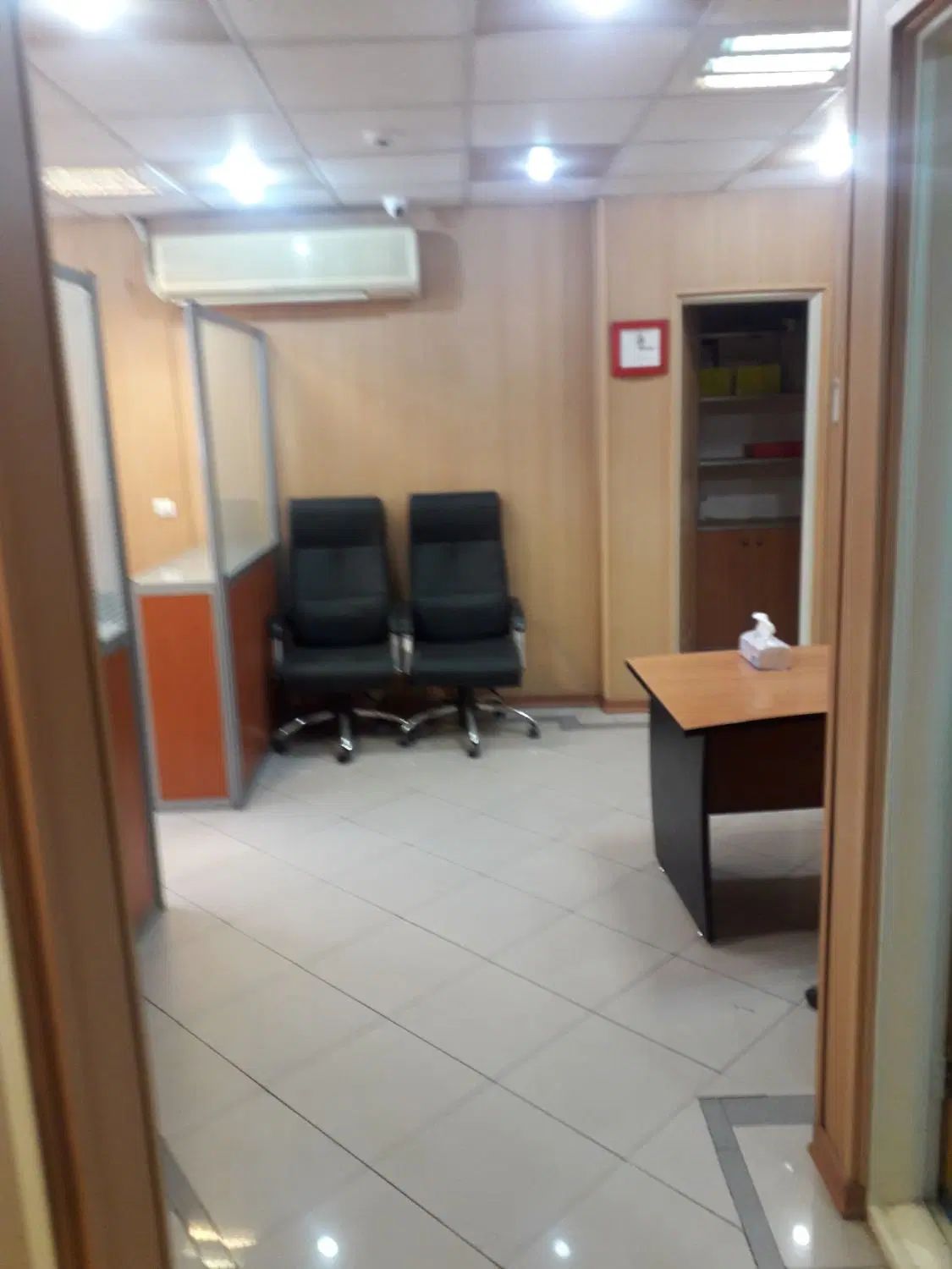 75متر اجاره سند اداری سه اتاق بر ولیعصر پارک ملت|اجارهٔ دفتر کار، اتاق اداری، مطب|تهران, امانیه|دیوار