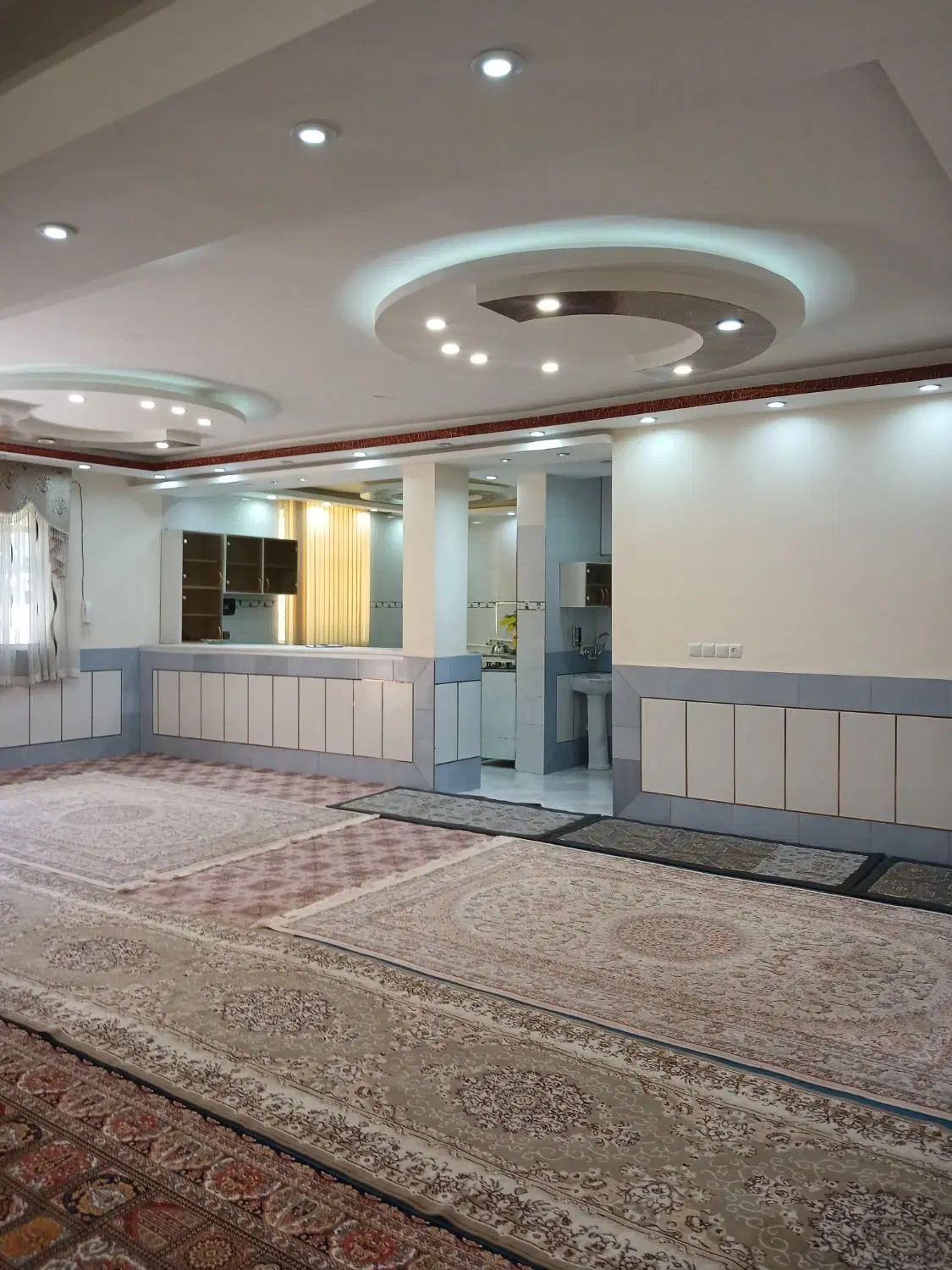 کران ۱۸۰ متر ویلا حیاط دار تمیز ، سرمایه گذاری|فروش خانه و ویلا|فارسان, |دیوار