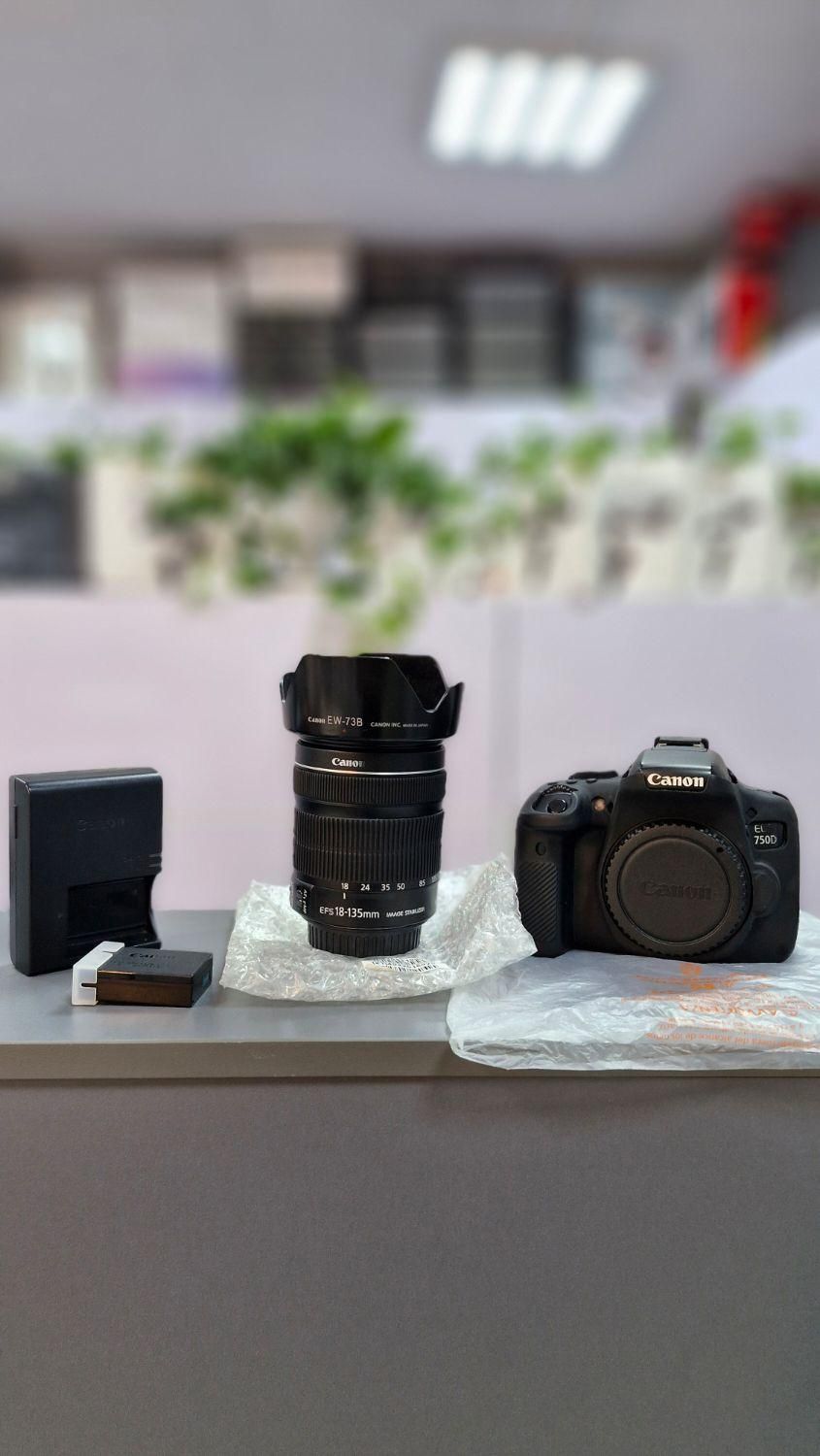 دوربین عکاسی Canon 750d kit18-135 STM|دوربین عکاسی و فیلم‌برداری|تهران, بهار|دیوار