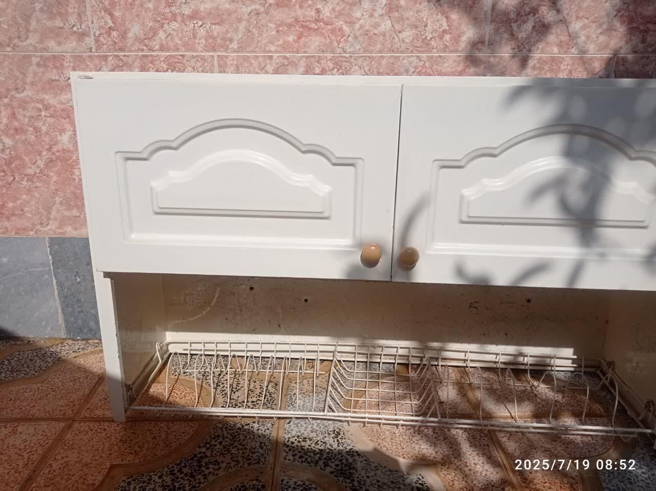 آبچکان‌ دور‌ تمیز‌ وسالم|آب‌چکان و نظم‌دهنده ظروف|ابهر, |دیوار