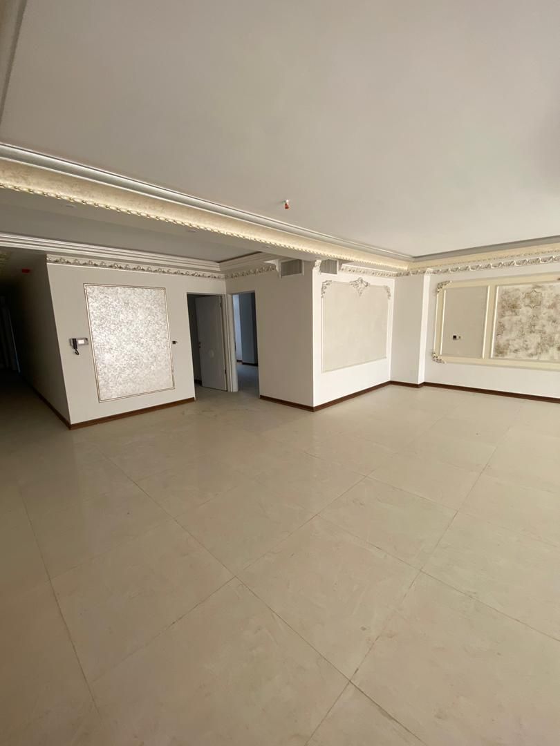 همکف حیاطدار راه جدا ۲۴۰ متری|فروش آپارتمان|شاهین‌شهر, طالقانی|دیوار