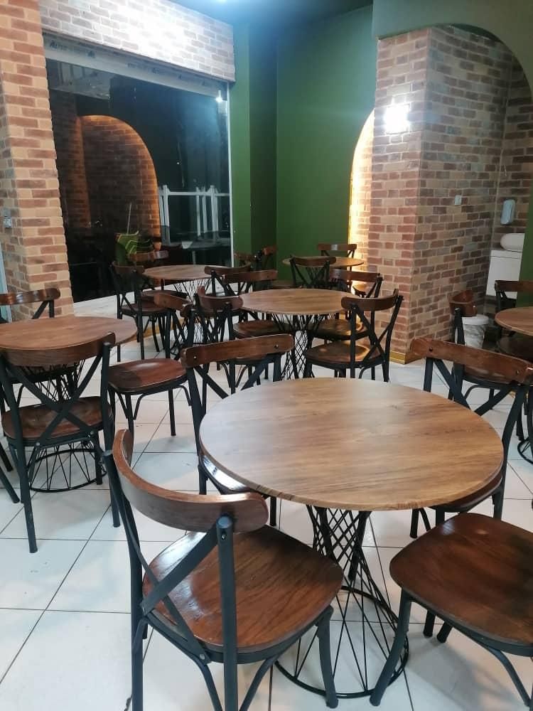 میز و صندلی  nazi coffe22|میز و صندلی غذاخوری|سنندج, |دیوار