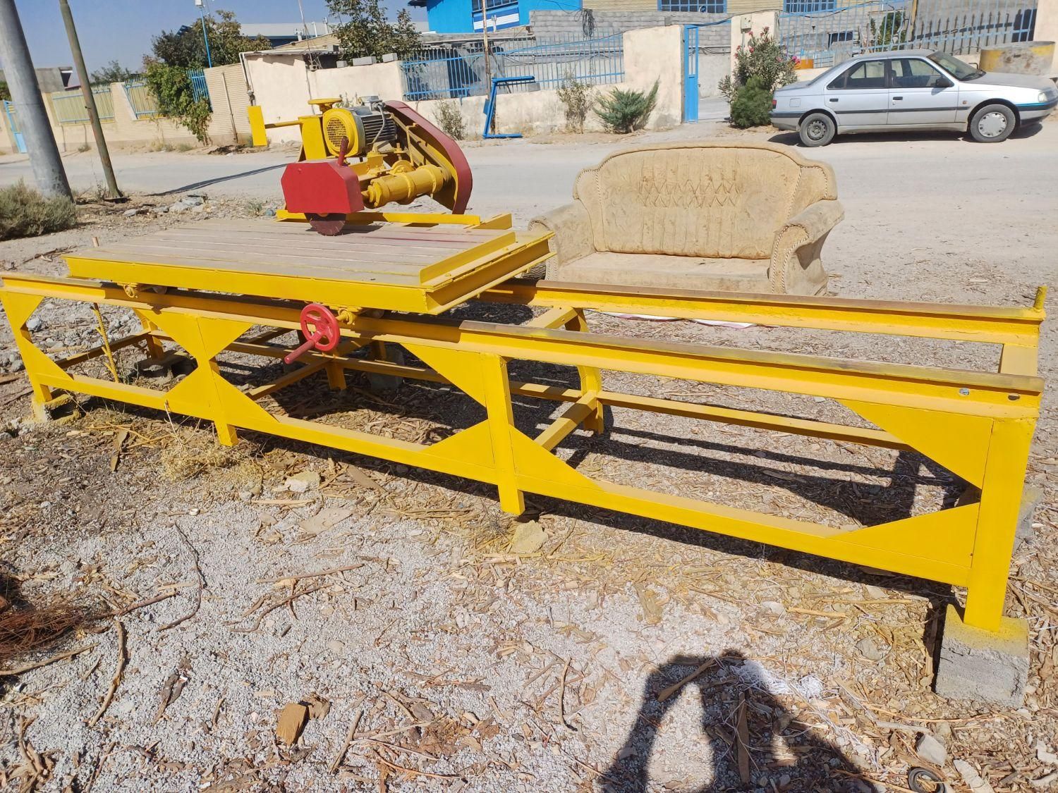 بلوک زن مخلوط کن جدول|خدمات پیشه و مهارت|لنجان, |دیوار