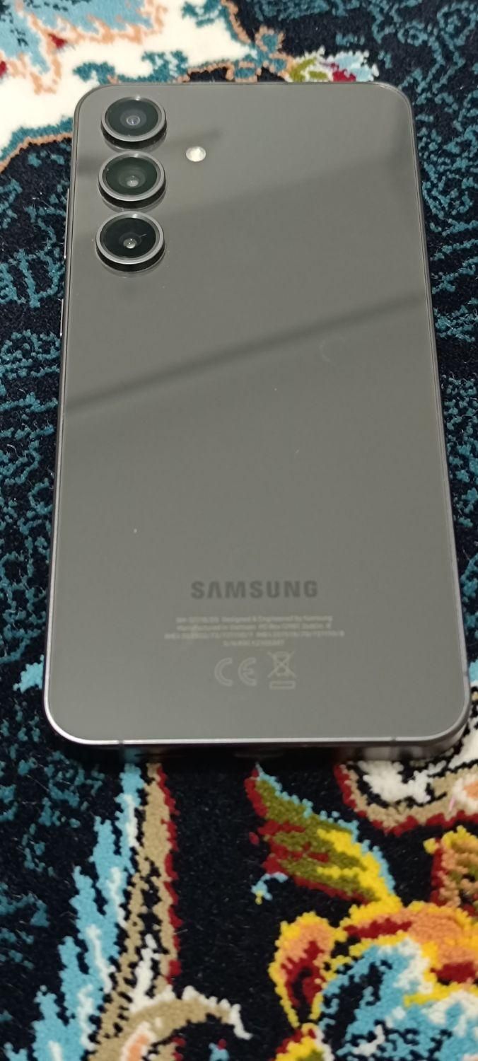 سامسونگ Galaxy S24 FE با حافظهٔ ۲۵۶ گیگابایت|موبایل|خمینی‌شهر, |دیوار