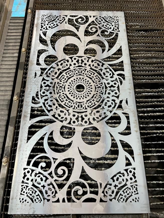 خدمات سی ان سی و برش لیزری ورق آلات آهنی|خدمات پیشه و مهارت|قشم, |دیوار