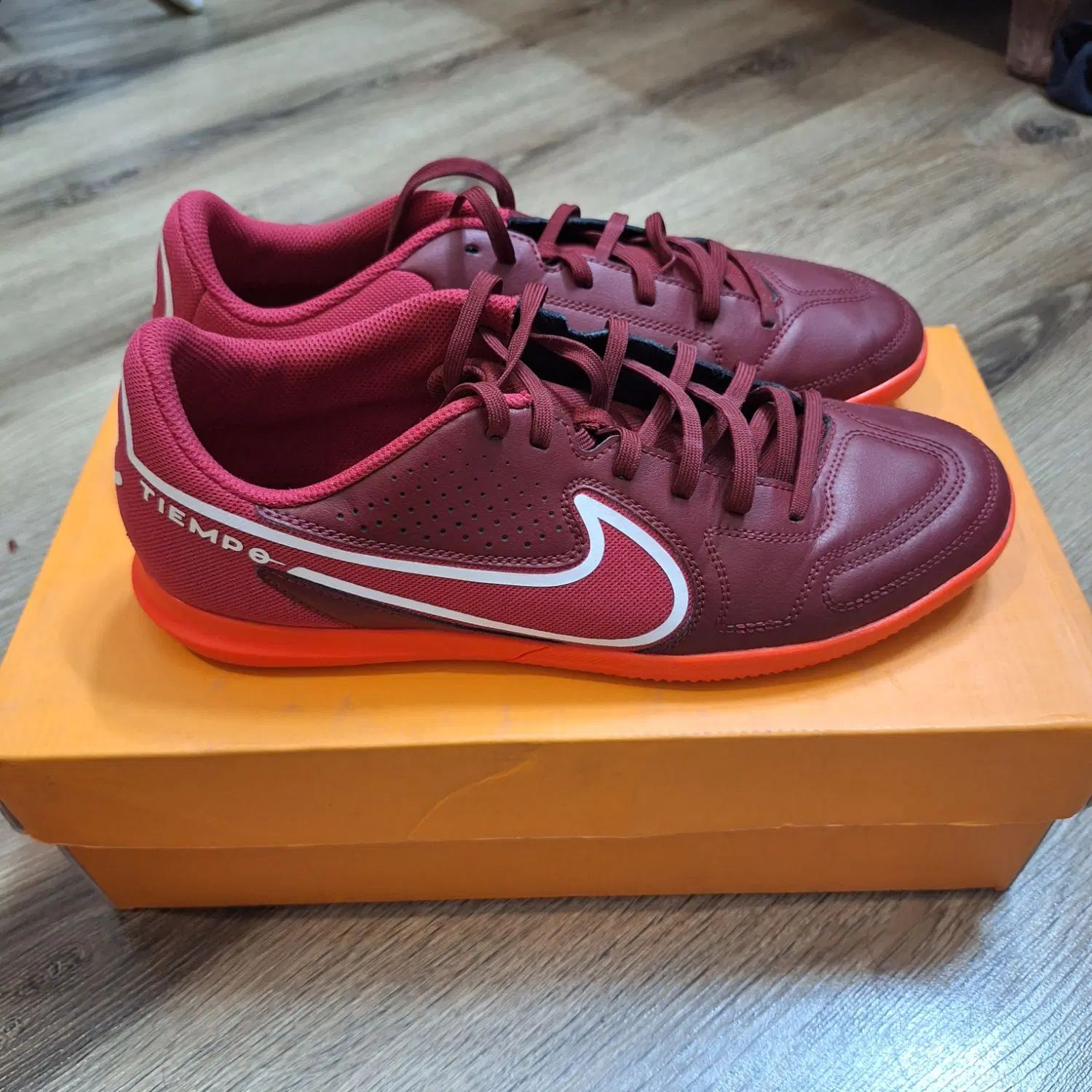 کفش فوتسال اوریجینال nike tiempo|کیف، کفش، کمربند|مشهد, هنرستان|دیوار