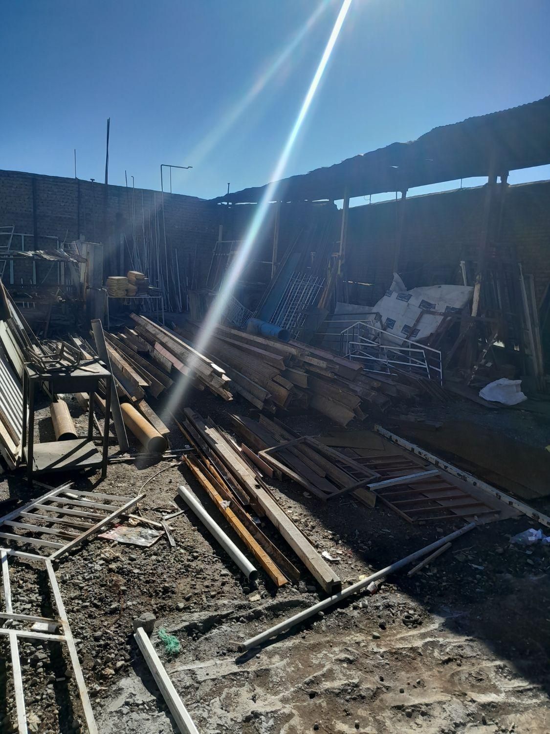 خریدوفروش وانبارضایعات آهن وغیره|عمده‌فروشی|همدان, |دیوار