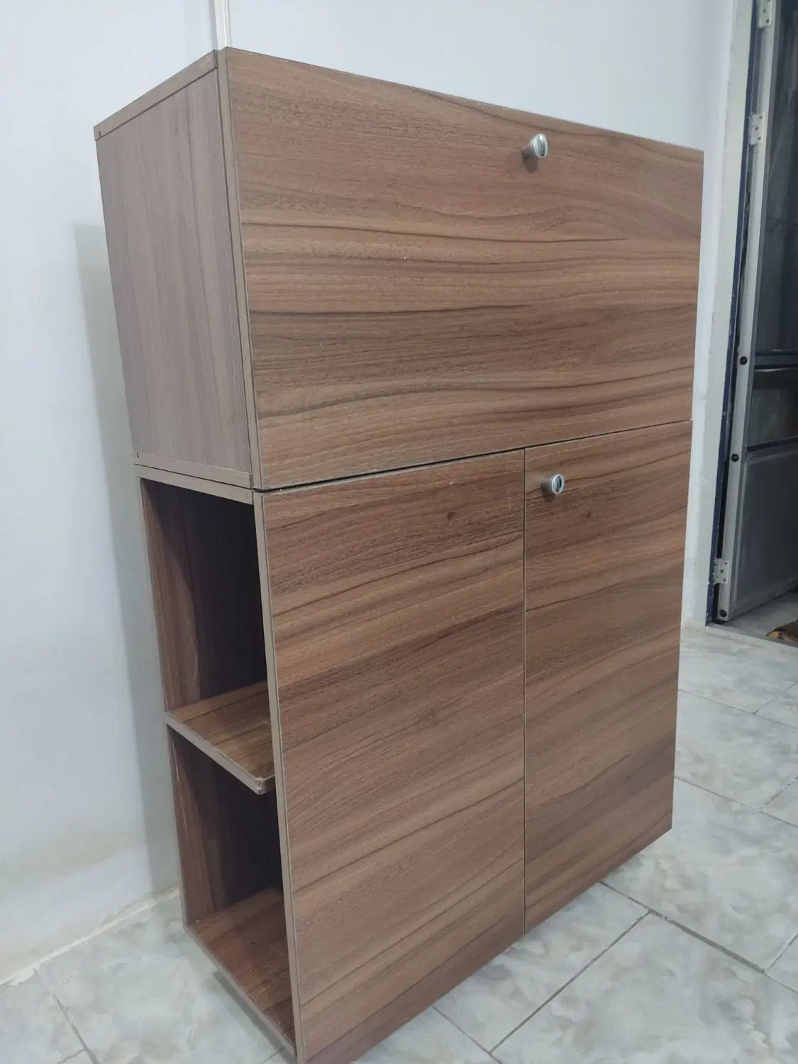میز لپ تاپ تاشو|میز تحریر و کامپیوتر|رشت, سلیمانداراب|دیوار