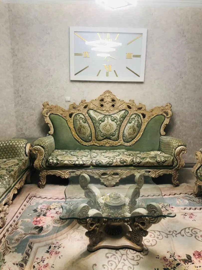 مبل ومیزنهارخوری 8 نفره سلطنتی پرکار|مبلمان خانگی و میز عسلی|تهران, پونک|دیوار