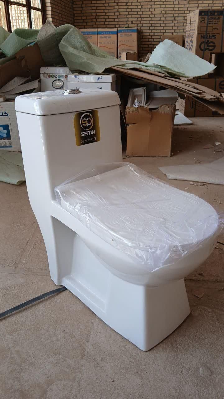 توالت فرنگی وتخت(فی قیمت پخش کارخانه)|لوازم سرویس بهداشتی|یزد, |دیوار