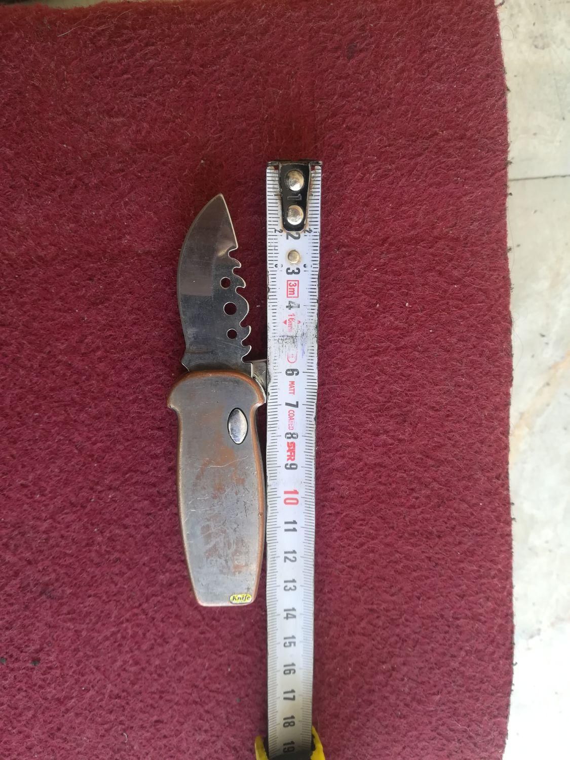 چاقو|کلکسیون اشیاء عتیقه|شیراز, فرگاز|دیوار