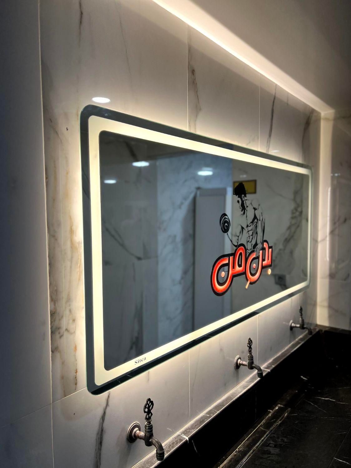 آینه قدی اتاق /سالن/مزون/بوتیک/شروم|لوازم سرویس بهداشتی|تبریز, |دیوار