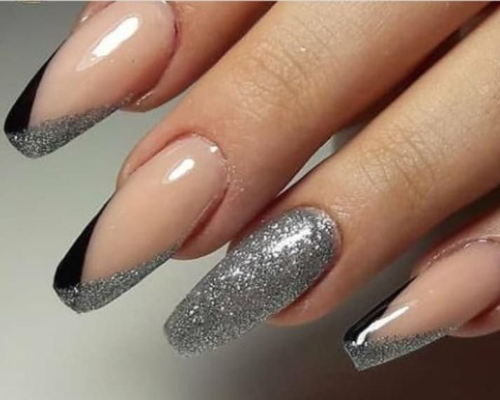 ناخن ۱۸۵ کاشت پودر ژل لمینت ترمیم|خدمات آرایشگری و زیبایی|اصفهان, رحیم‌آباد|دیوار