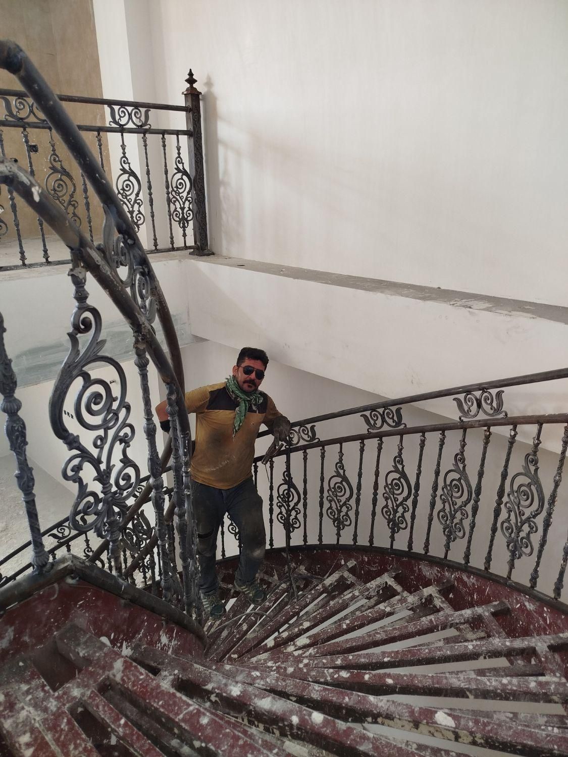 فوق تخصص پله پیچ وخدمات جوشکاری|خدمات پیشه و مهارت|گنبد کاووس, |دیوار