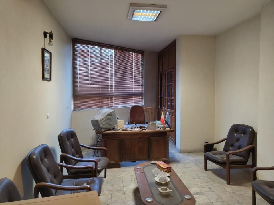 اداری 120 متر|اجارهٔ آپارتمان|اصفهان, باغ زرشک|دیوار