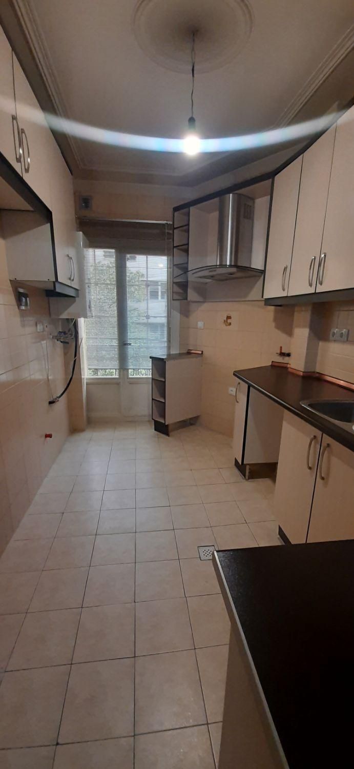 ۵۲ متر/میدان ۷۳/تک واحدی/بالای همکف