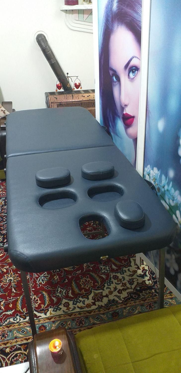 تخت ماساژ پرتابل۸ پایه چمدانی مستحکم تحمل ۱تن|آرایشی، بهداشتی، درمانی|مشهد, طرق|دیوار