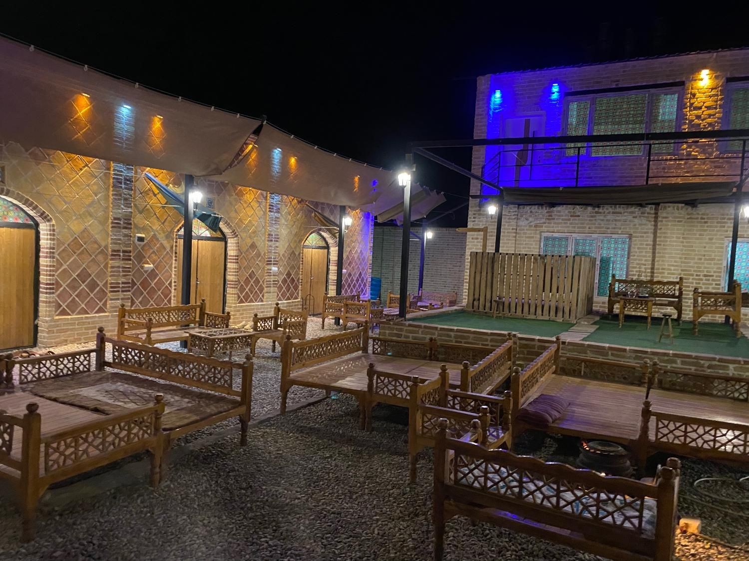 اقامتگاه فول امکانات|اجارهٔ کوتاهمدت آپارتمان و سوئیت|گرمسار, |دیوار