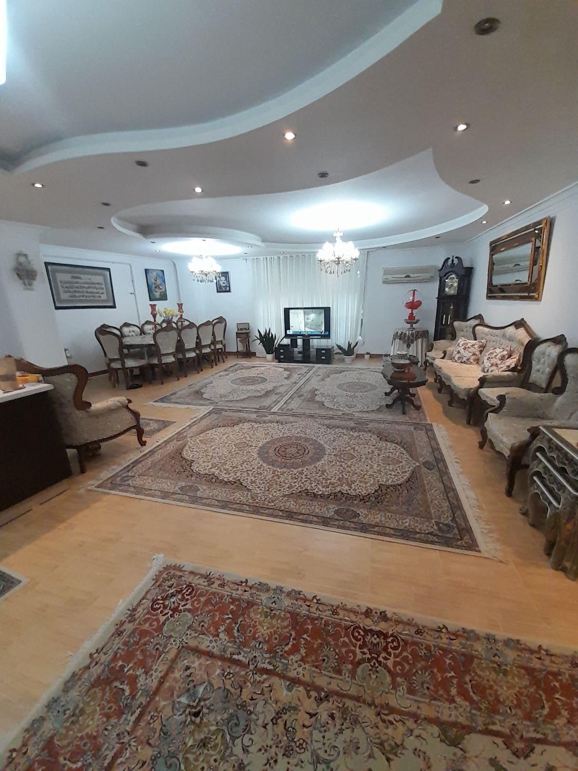 ۱۵۵متری/۳خواب/تختی/جنب مبل سعید/نزدیک بر|فروش آپارتمان|رشت, سعدی (تختی)|دیوار