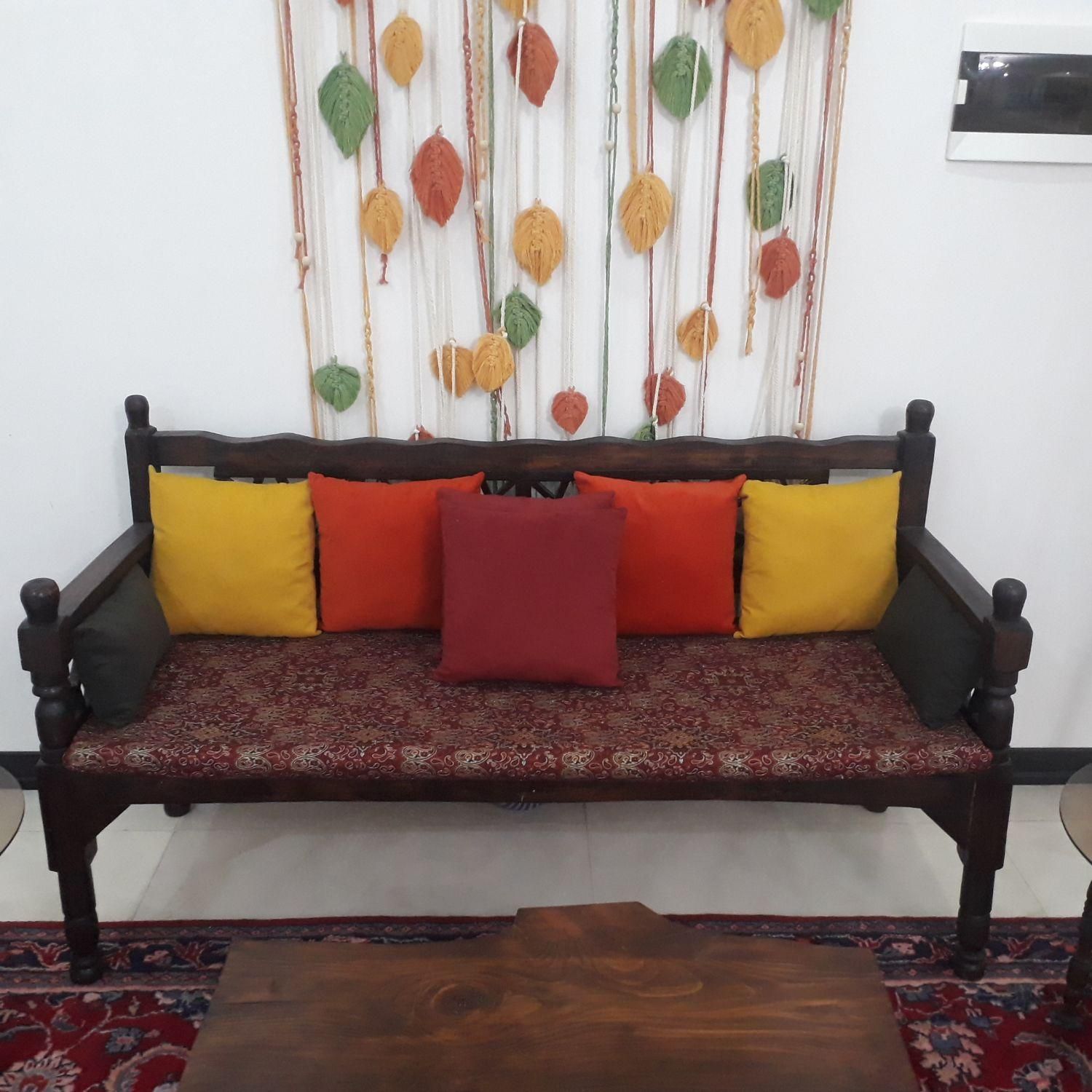 میز، تخت سنتی، آباژور|مبلمان خانگی و میز عسلی|رباط‌کریم, |دیوار
