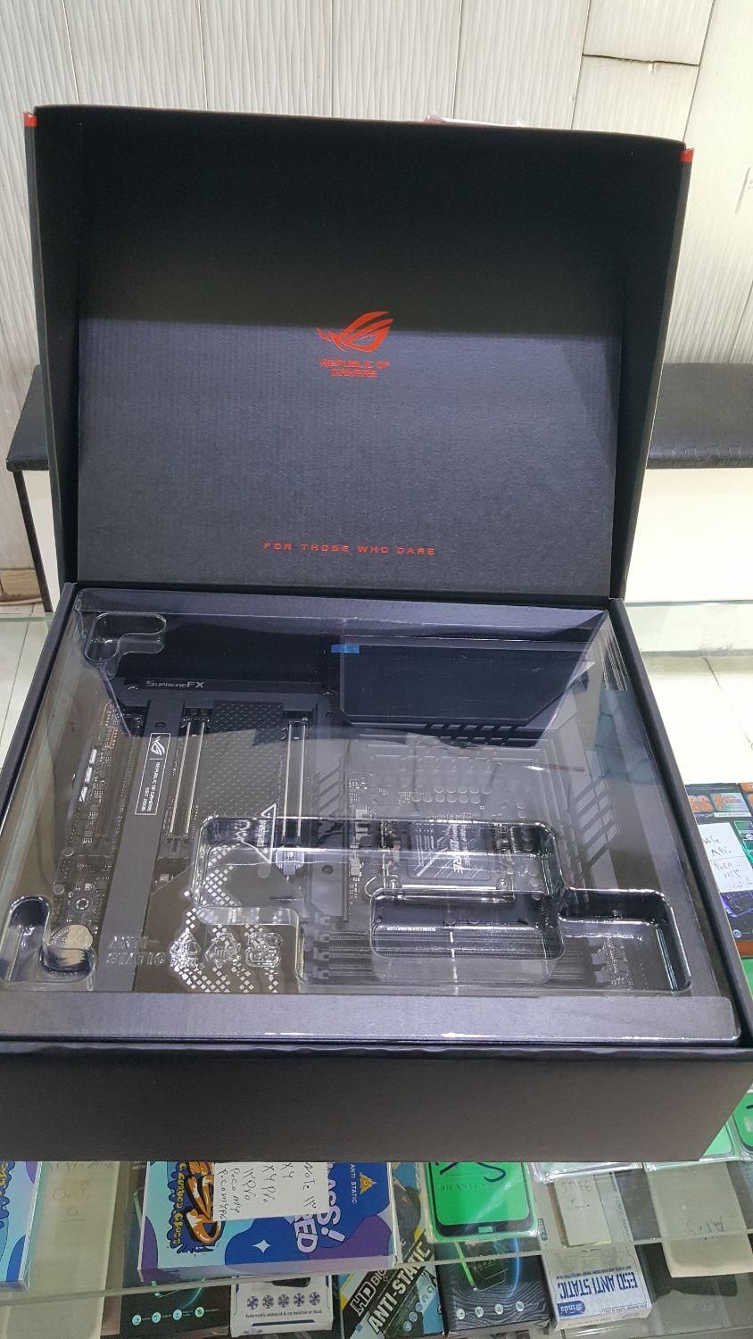 مادربرد حرفه ای ROG MAXIMUS Z690 HERO|قطعات و لوازم جانبی رایانه|تهران, تهران‌سر|دیوار