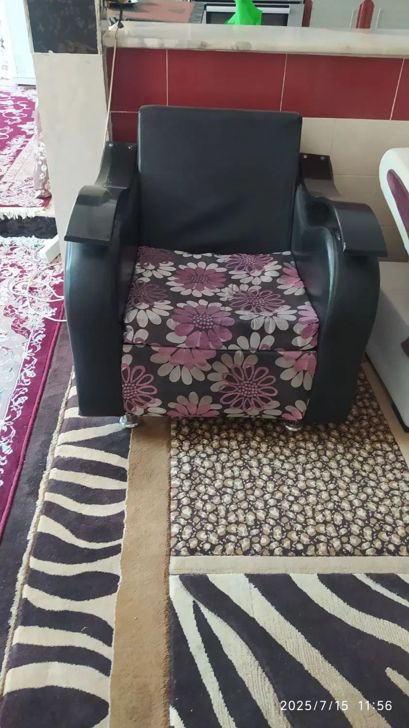 مبل 7نفره با عسلی|مبلمان خانگی و میز عسلی|کرج, ملک‌آباد|دیوار