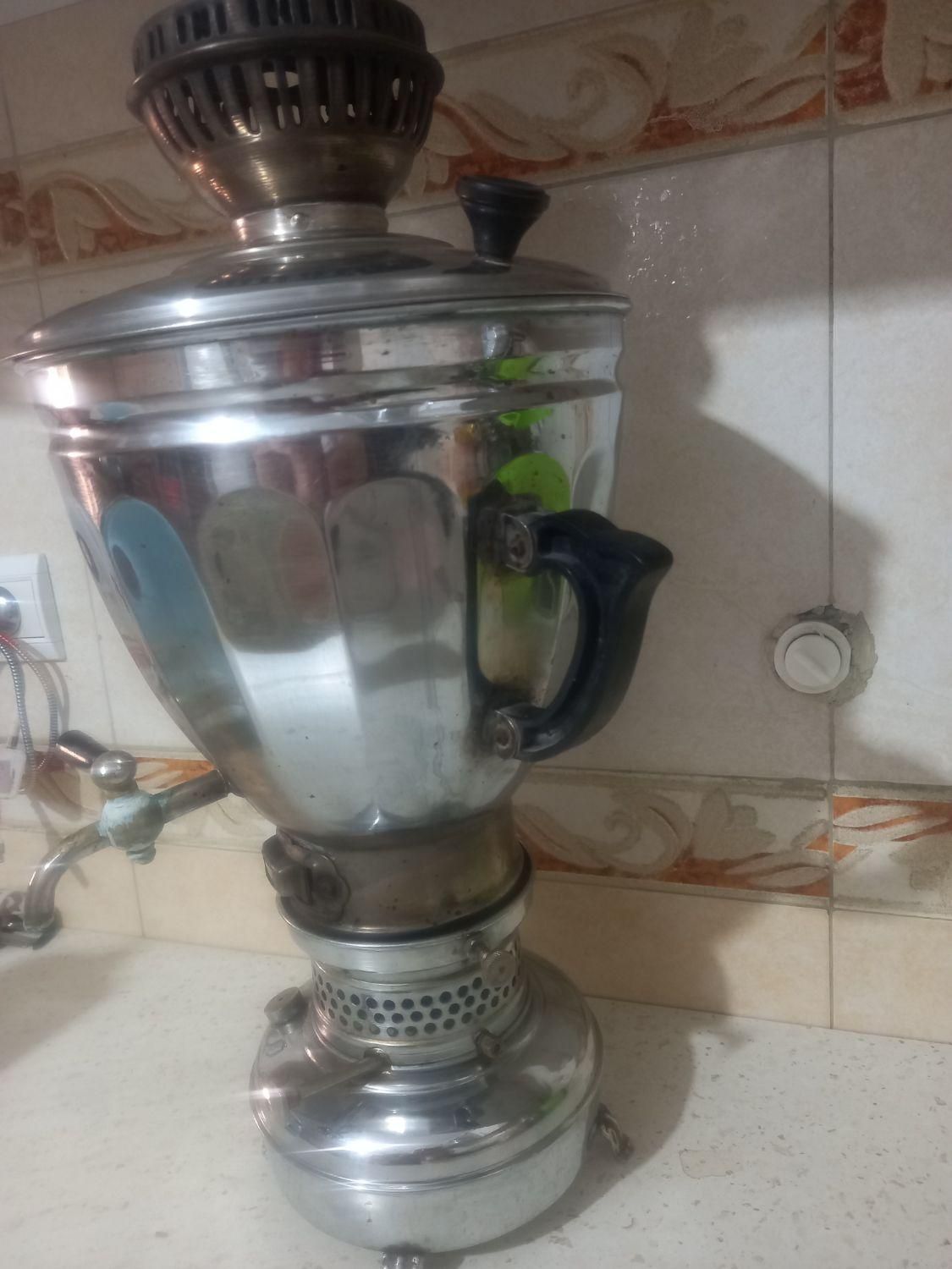 سماور نفتی|کلکسیون اشیاء عتیقه|گرگان, |دیوار