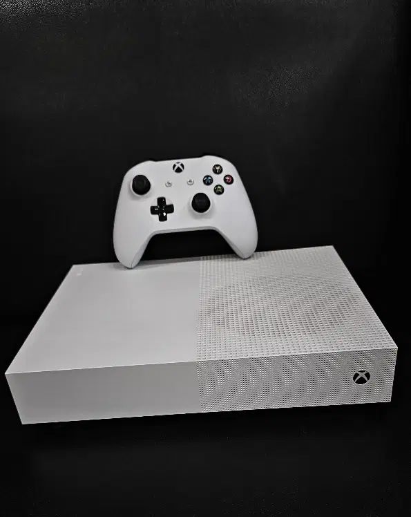 xbox one s|کنسول، بازی ویدئویی و آنلاین|اصفهان, سعادت‌آباد|دیوار