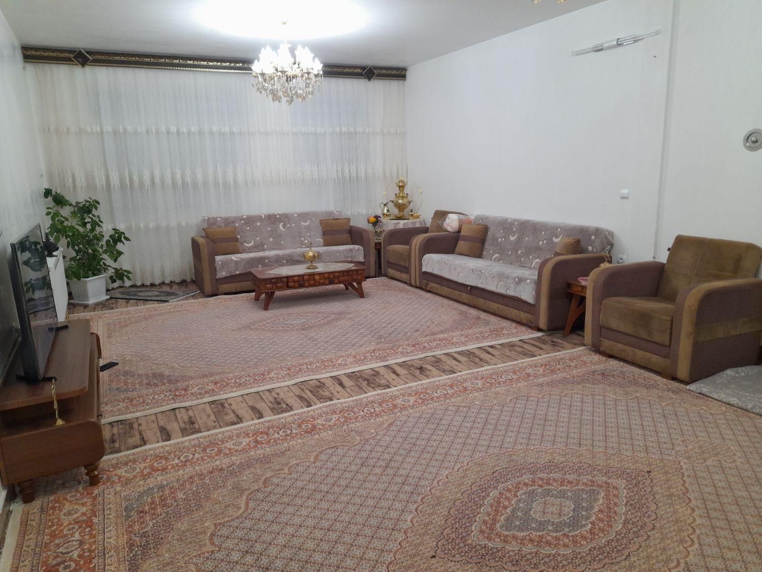 اجاره روزانه وهفتگی ویلا وسوئیت|اجارهٔ کوتاه‌مدت آپارتمان و سوئیت|اردبیل, |دیوار